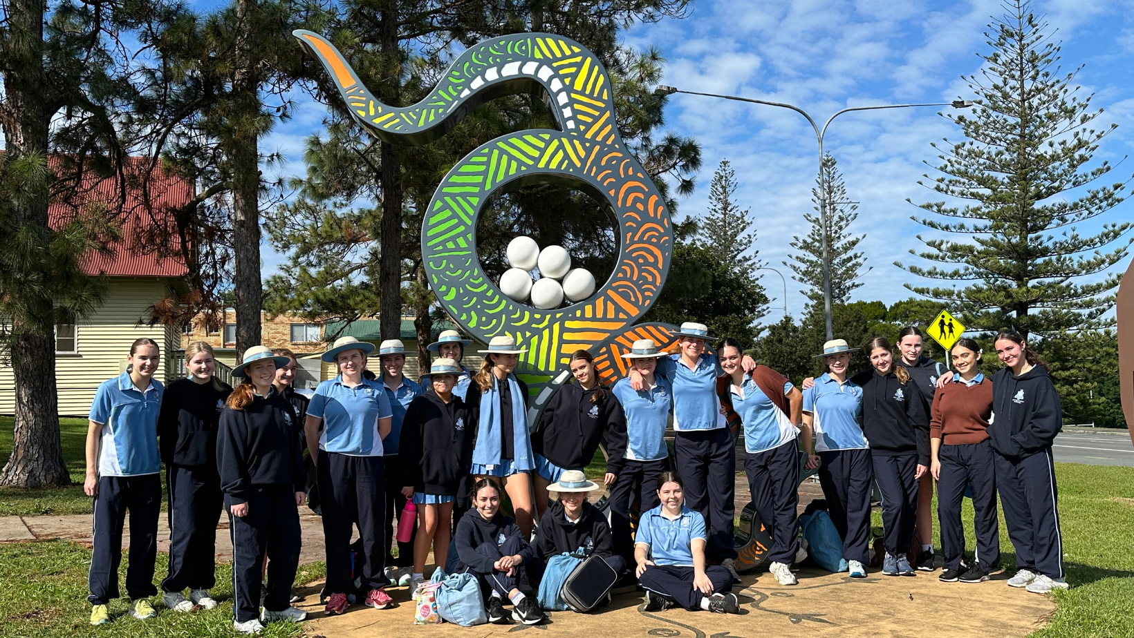 Students visiting Minjerribah, Stradbroke Island for a On-Country Day.