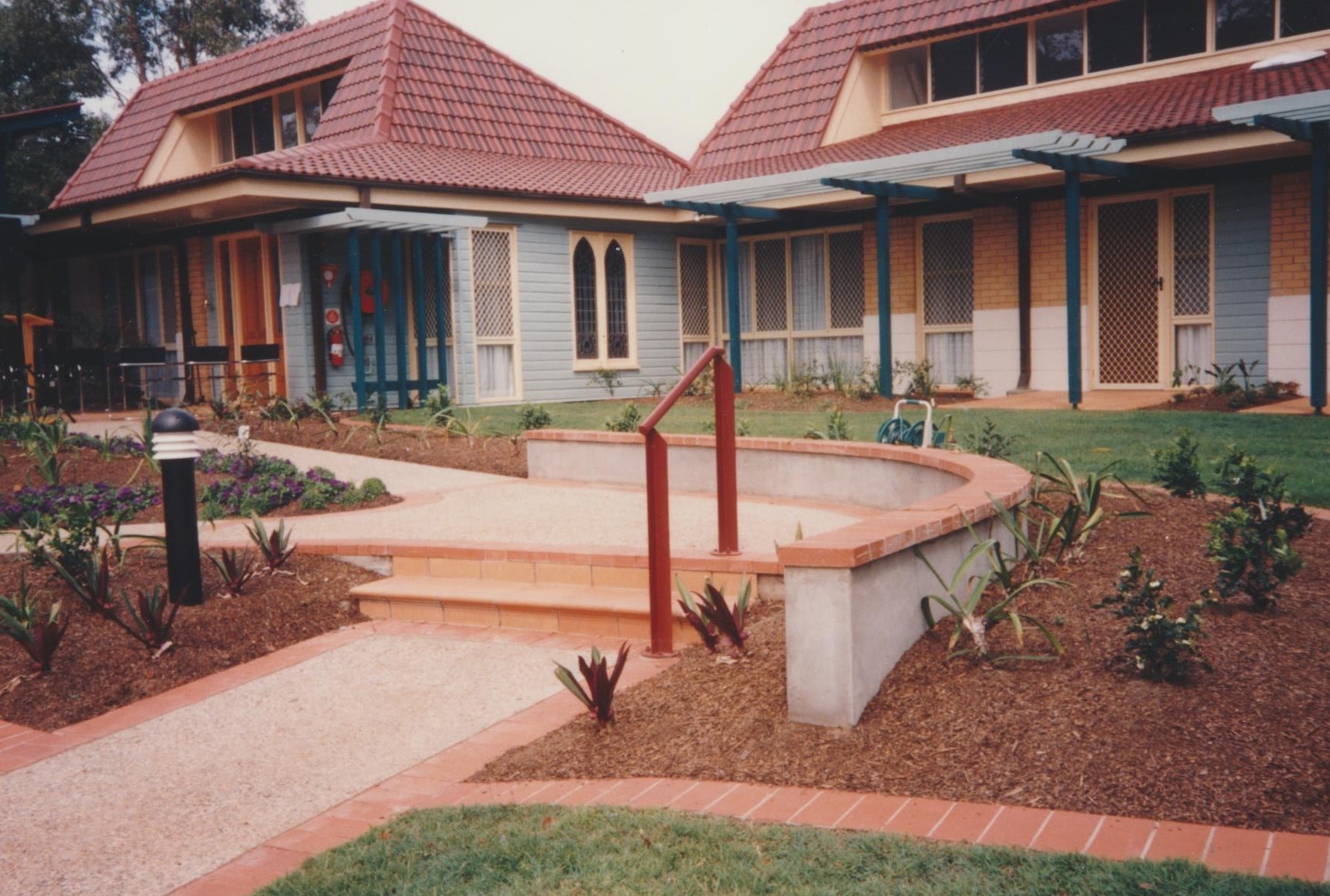 Jane Gorry Cottage Nudgee 1995